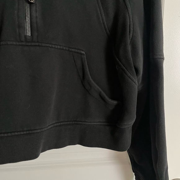 Lululemon Black 3/4 Crop Zip Hoodie, Size XS/S - Picture 14 of 15